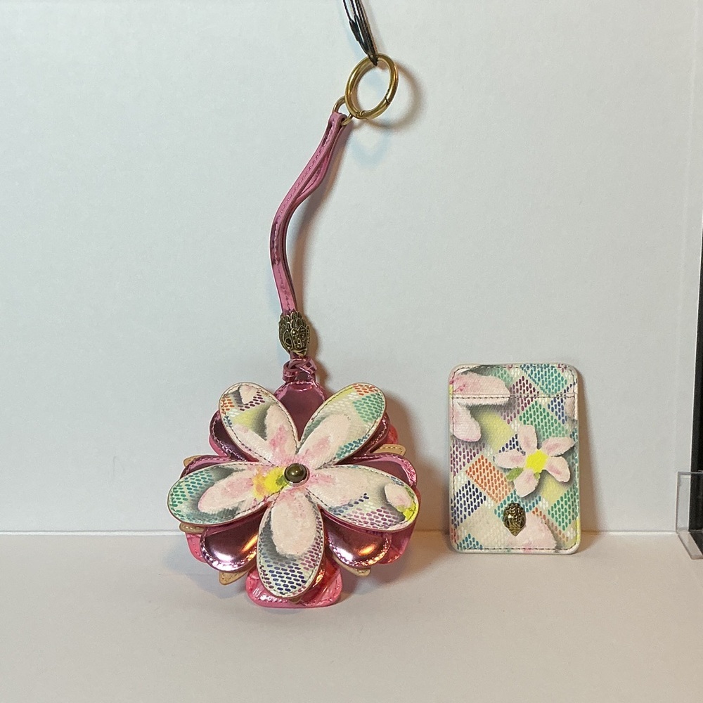 Kurt Geiger London Leather Card Holder/Flower Faux Bag Charm (Set)